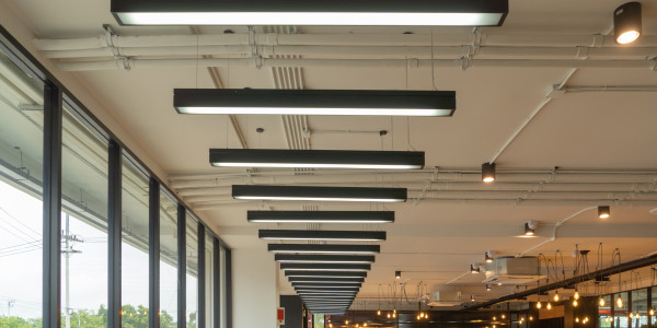 Reformas Integrales de Oficinas y Despachos Daganzo de Arriba · Diseño e Instalación de Iluminación LED Eficiente