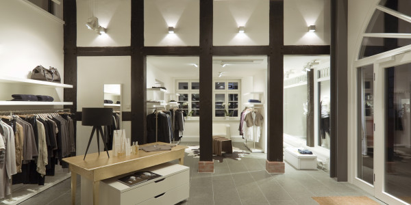 Reformas Integrales de Tiendas y Locales  Comerciales Gargantilla del Lozoya y Pinilla de Buitrago · Diseño y Planificación de Espacios Comerciales